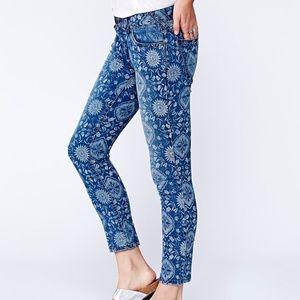 Women's Blue Sundial Printed Skinny